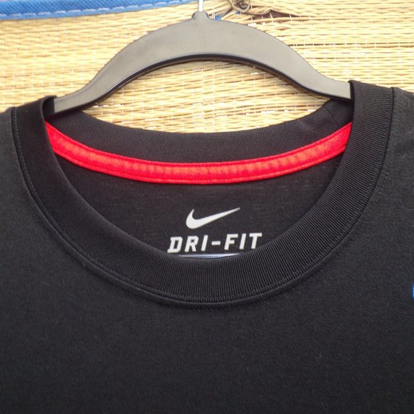 Nike DRI-FIT T-Shirt Men's, Size M, Black color - Picture 3 of 13